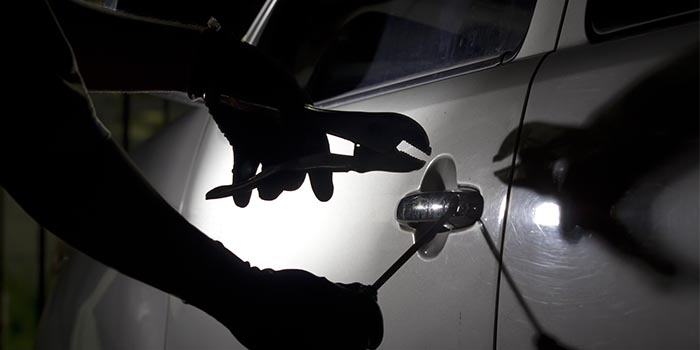 Police On the Lookout for Men Who Tried to Break Into Casino