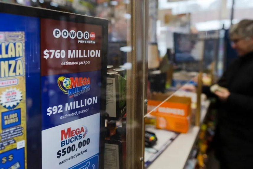 Powerball Players Hope to Ring in New Year With $760M Jackpot