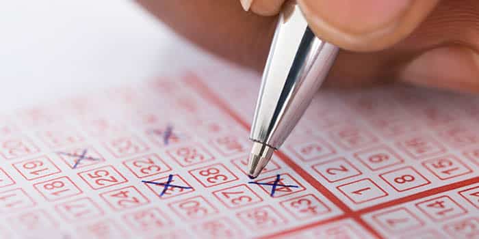 Mega Millions Jackpot Stands at $458M for Tonight’s Drawing, Powerball Jackpot Rises to $238M