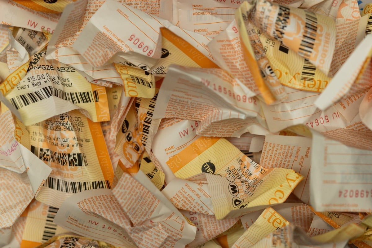 Five Powerball Tickets Match 5 as Jackpot Surges to $905M for Aug. 10 Drawing